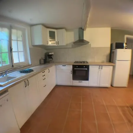 Holiday home Chez Serge. 6/8 Personnes. Piscine Paunat