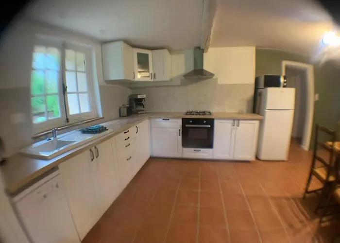 بيت للعطل Chez Serge. 6/8 Personnes. Piscine Paunat