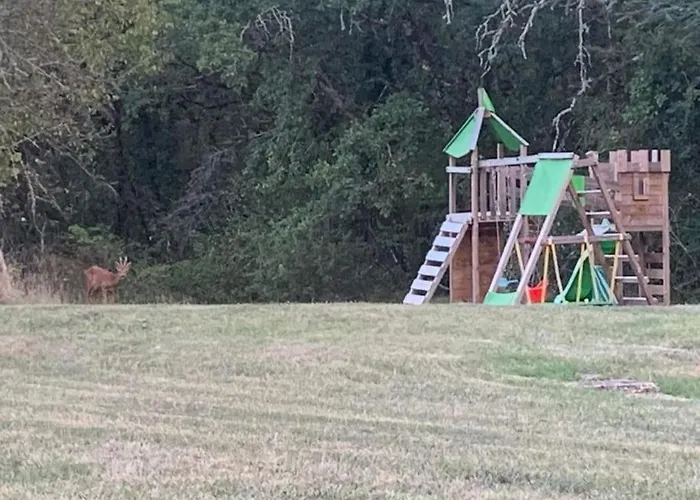 بيت للعطل Chez Serge. 6/8 Personnes. Piscine *